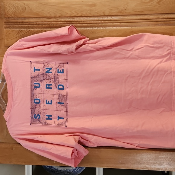 Cute pink Southern Tide Tee shirt in good condition! No holes or stains! - Picture 4 of 5